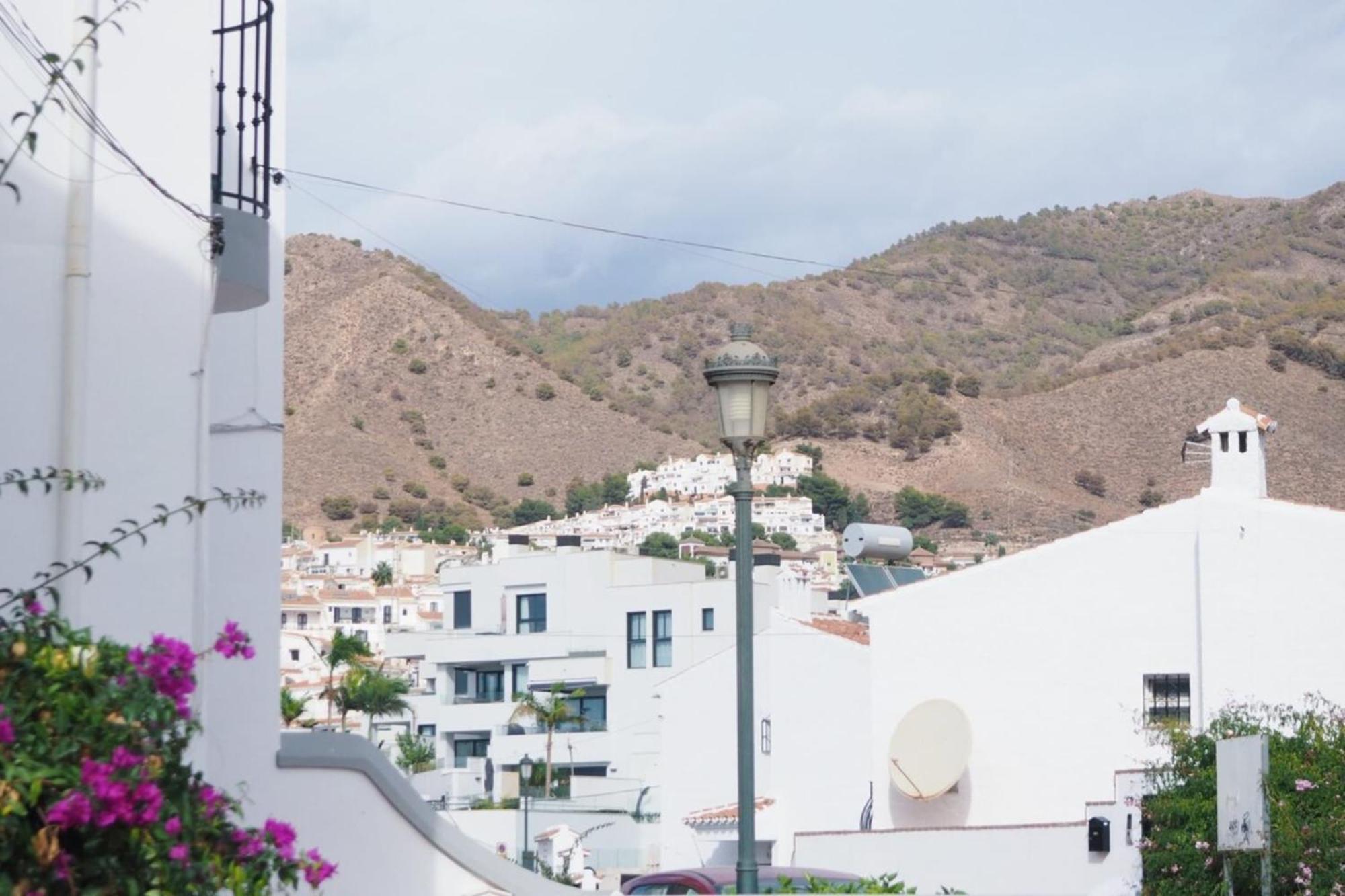 Stylish Villa Private Pool Ideal For Large Family Nerja Exterior foto